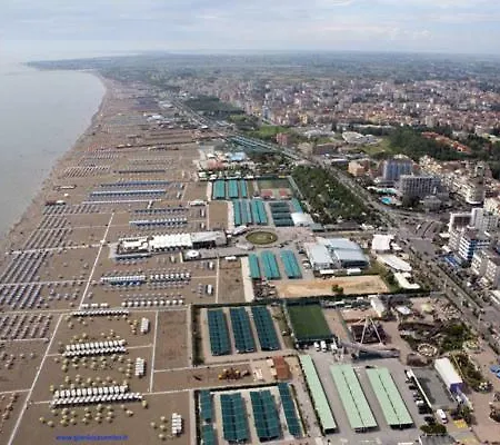 Sottomarina Venezia 基奥贾